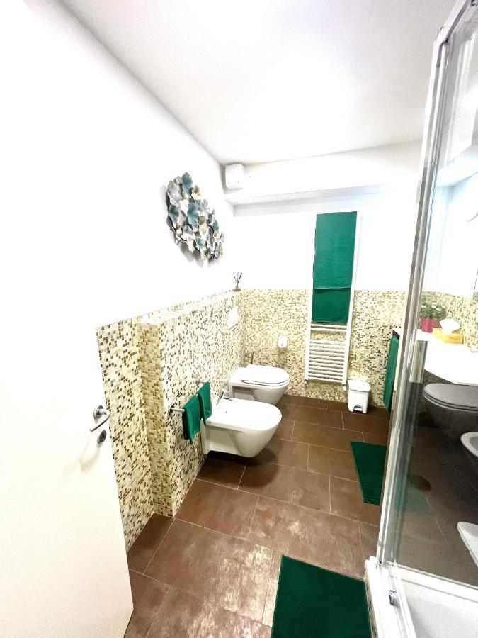Apartamento Attico Darsena Nuova Rávena Exterior foto