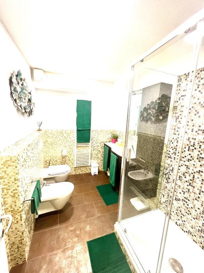 Apartamento Attico Darsena Nuova Rávena Exterior foto
