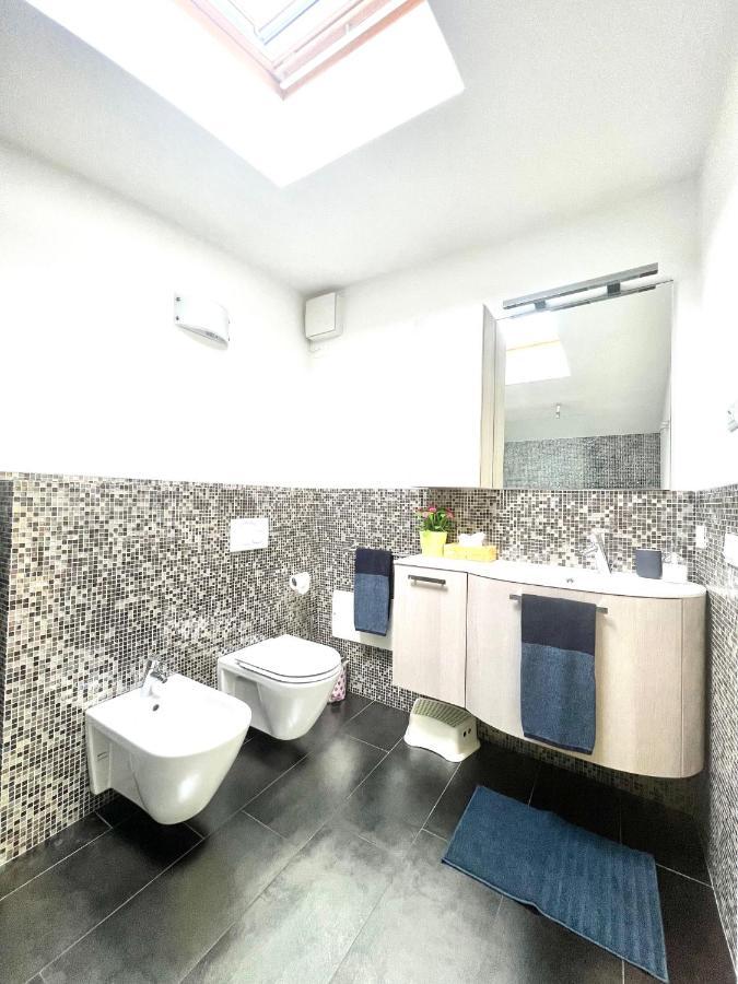 Apartamento Attico Darsena Nuova Rávena Exterior foto